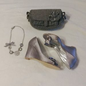 Lulu Townsend silver heels with bow - Women's size 7